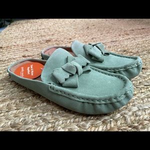 Kenneth Cole Mina Bow Driver Mule